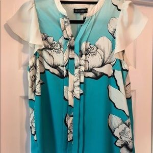Beautiful shirt / medium